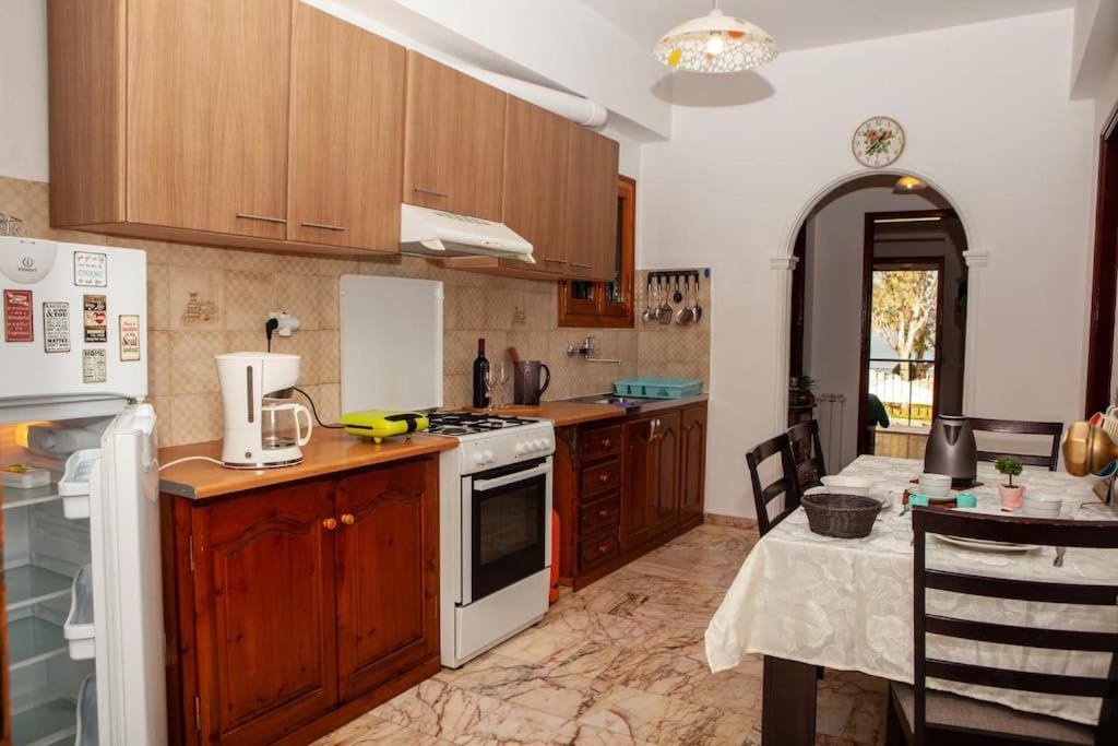 City Center, Sea View Apartment, Amelia! Anemomylos Екстер'єр фото
