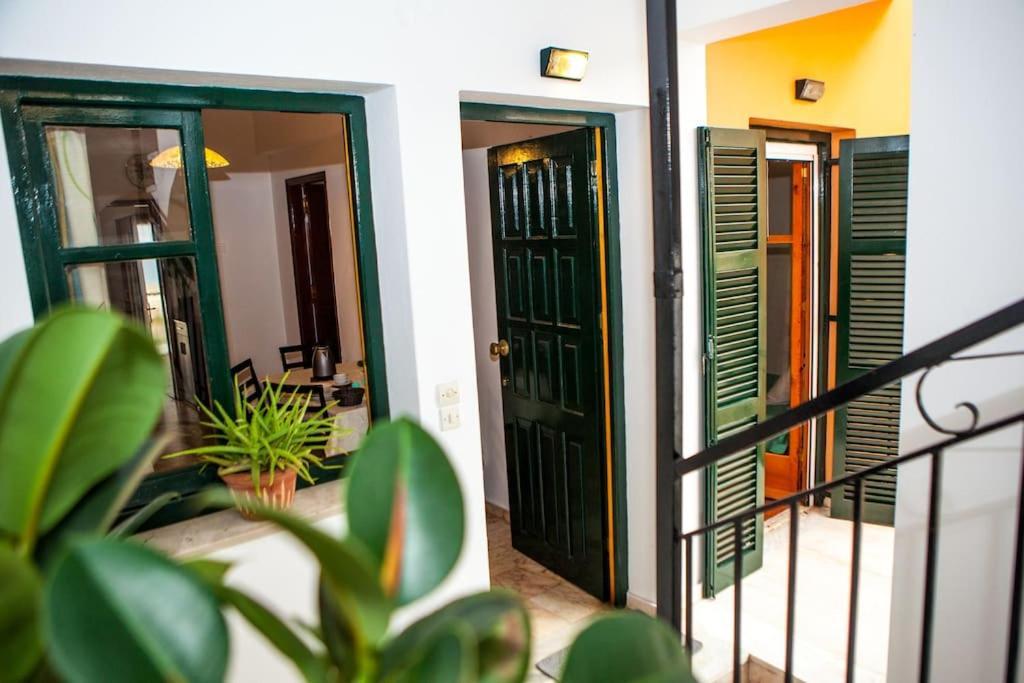 City Center, Sea View Apartment, Amelia! Anemomylos Екстер'єр фото